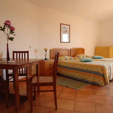 Canavial I & II Apartamentos-3